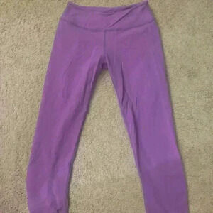 NWOT Beyond Yoga Capri leggings small
